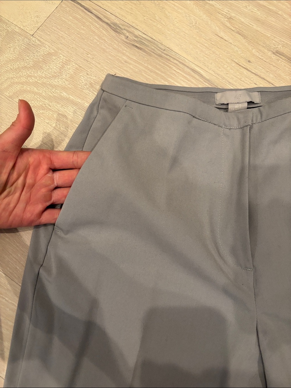H&M Light Gray Women's Single-Button pantsuit - Picture 7 of 10